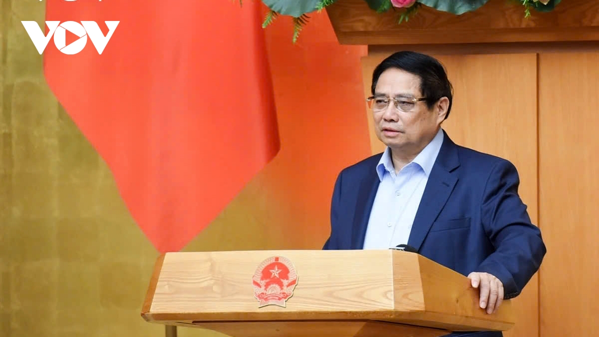 PM requests hastening legal reform and decentralisation